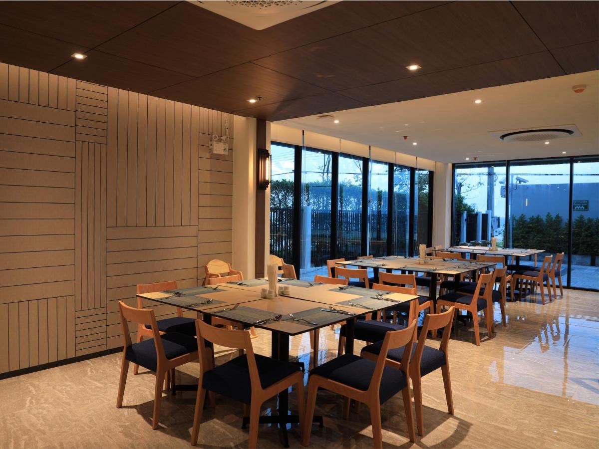 Fortune Saeng Chan Beach Hotel Rayong - Sha Plus Ngoại thất bức ảnh