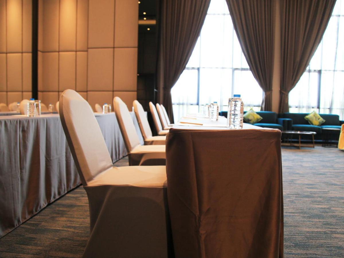 Fortune Saeng Chan Beach Hotel Rayong - Sha Plus Ngoại thất bức ảnh