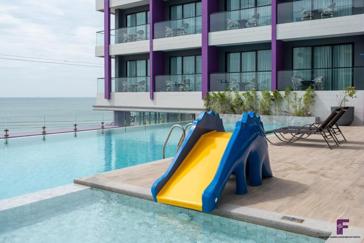 Fortune Saeng Chan Beach Hotel Rayong - Sha Plus Ngoại thất bức ảnh